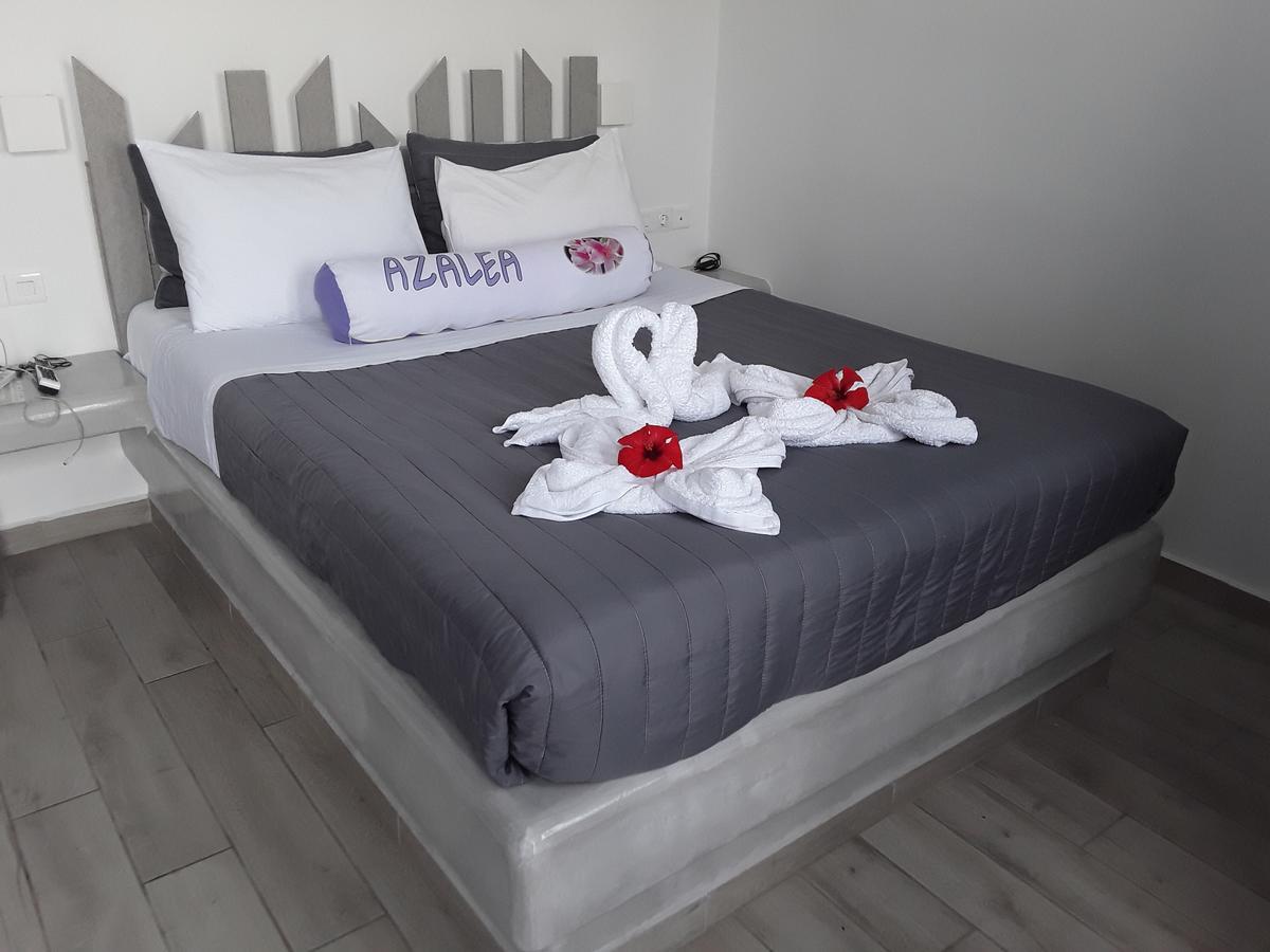 Azalea Hotel Kamári Zewnętrze zdjęcie